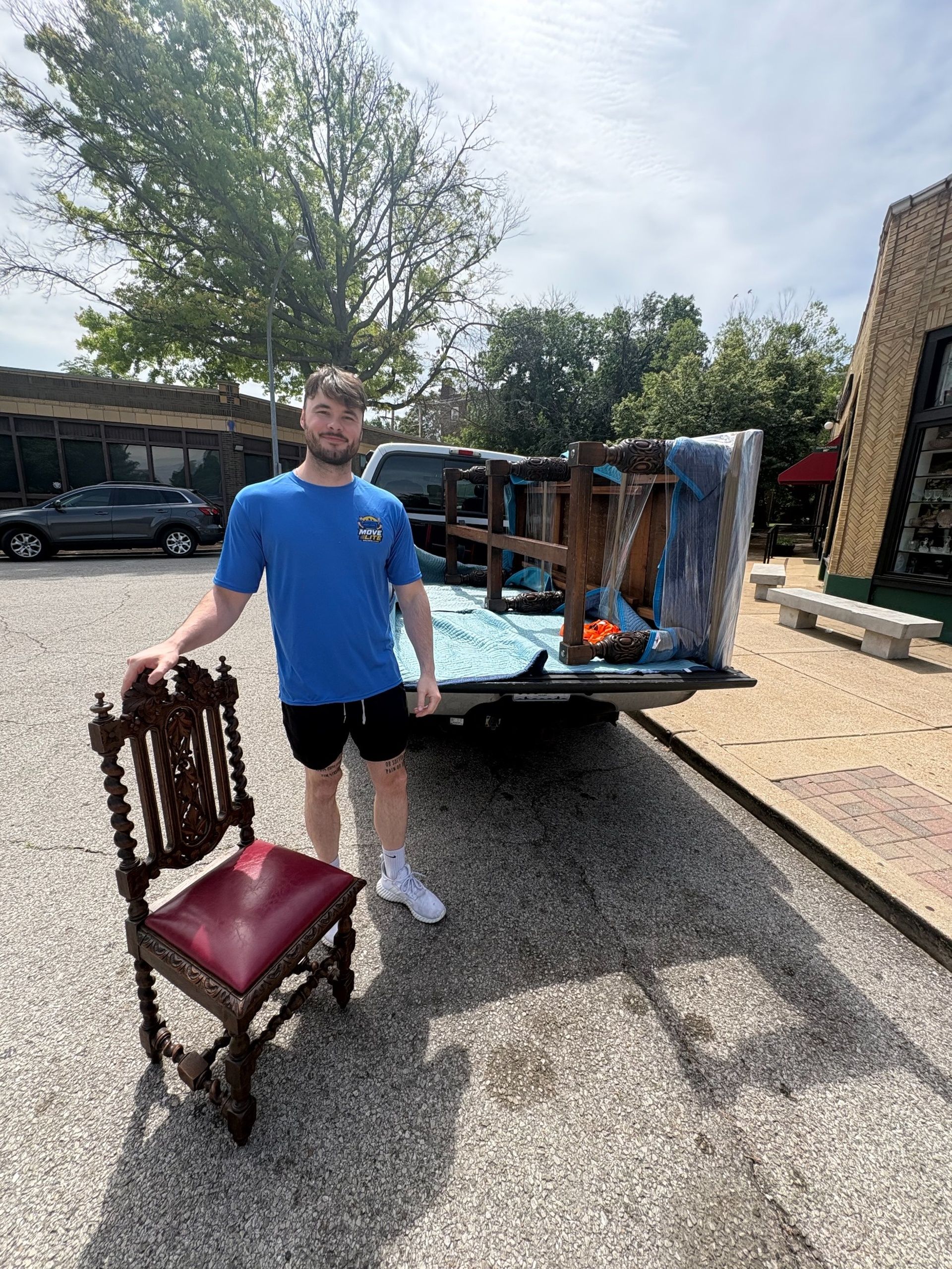 Move Lite small movers St Louis Facebook Marketplace pickup and delivery